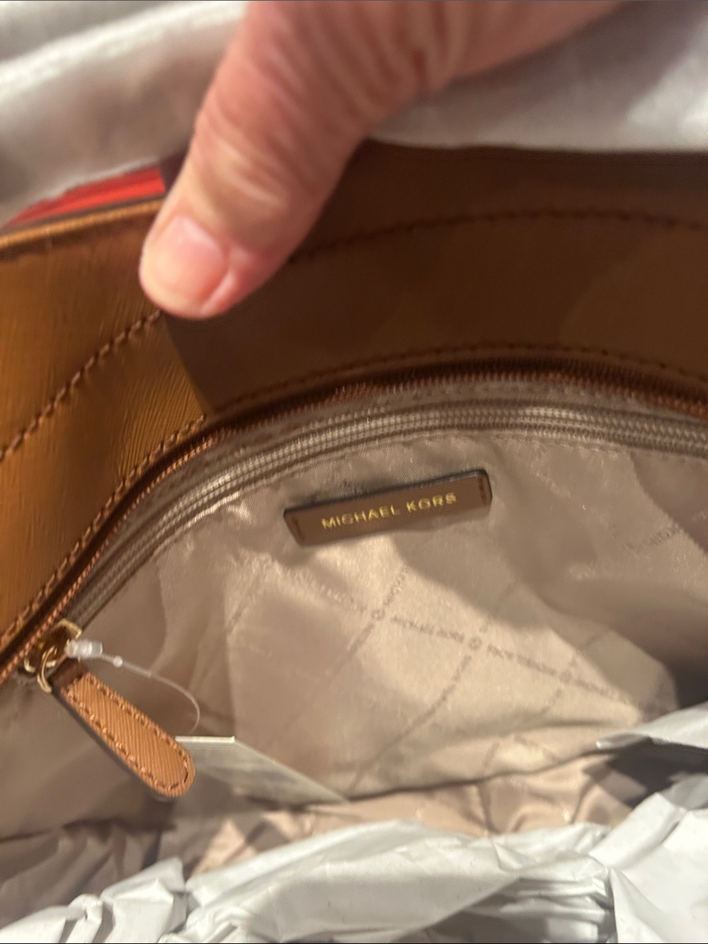 Michael Kors Jet Set Travel - Picture 11 of 12